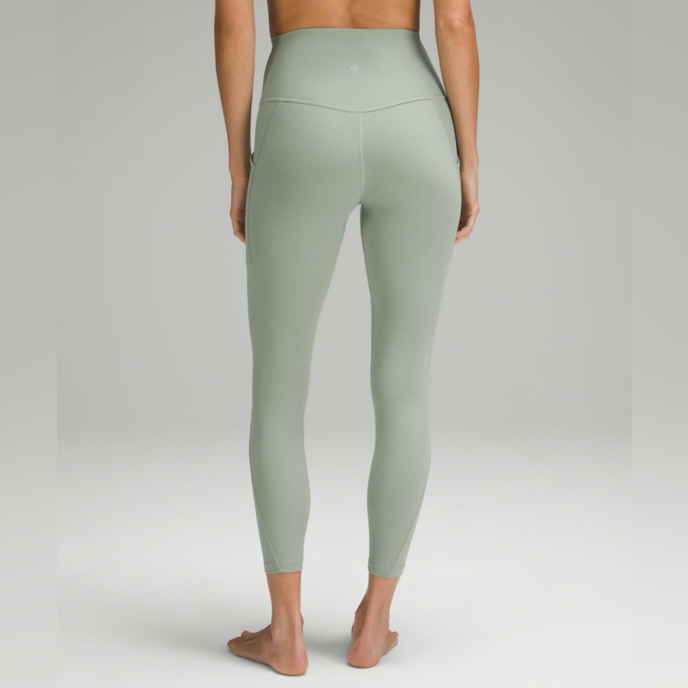 Wunder Train High-Rise Tight with Pockets 28" in palm court - Picture 5 of 5